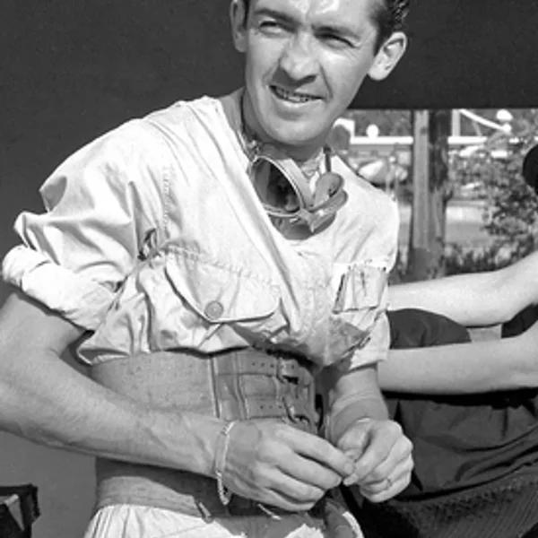 Stuart Lewis-Evans